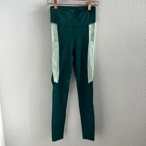 Twenty Montreal Green Leaf Embossed 3D Activewear Legging Pants XS